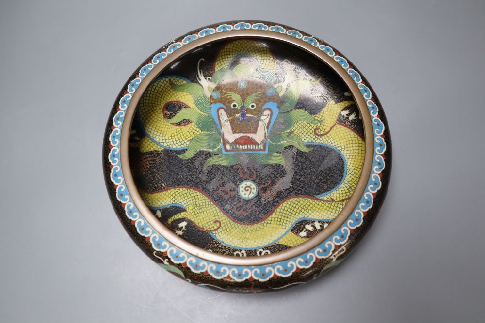 An early 20th century Chinese cloisonne enamel dragon bowl, a similar box and cover and a ginger jar and cover, largest diameter 30cm